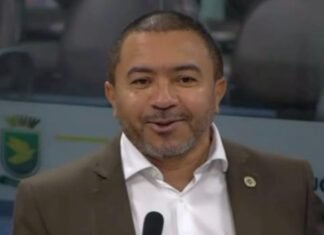 Vereador evangélico perde o tom e chama João Azevêdo de “desgraça”