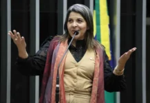 Eliza Virgínia ganha força como possível vice em articulação de Flávio Bolsonaro