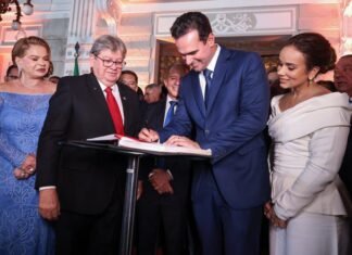 Primeira agenda em Campina, Lucas Ribeiro anuncia novos secretários e ação para conter crise no Hospital da Clipsi