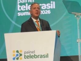 Aguinaldo Ribeiro defende desenvolvimento tecnológico com responsabilidade social e segurança jurídica durante Telebrasil Summit 2026