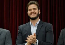 Prefeito de Campina Grande anuncia regulamentação de progressões e avalia reajuste para servidores