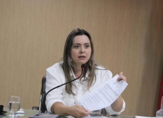 Waléria Assunção constata mais problemas no Zoonoses e requer regularização urgente de medicamentos