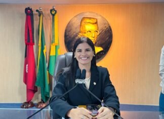 Kallyna Dias propõe atendimento mais humanizado para pessoas com autismo em unidades de saúde de Campina Grande