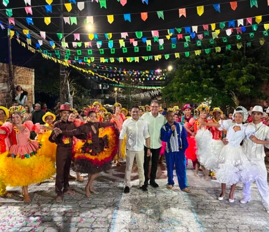 Frank Alves patrocina quadrilhas juninas e incentiva cultura na zona leste de Campina Grande