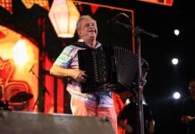 Com Flávio José e Assisão, Dia de São João foi marcado por emoção e tradição na Vila Sítio São João