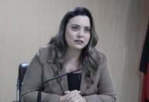 Waléria Assunção cobra fiscalização da Lei das Filas e questiona demora no atendimento ao consumidor em Campina Grande