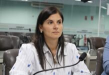 Vereadora Kallyna Dias propõe programa de combate ao stalking e cyberstalking em Campina Grande