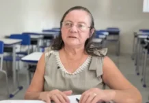 Aos 65 anos, paraibana aprende a ler, conclui ensino médio e escreve primeiro livro