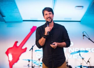 CEO do Rock in Rio reúne empresários para imersão em liderança e cultura na Vila Sítio São João