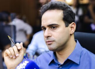 Lucas anuncia IPVA zero para motoristas de aplicativo a partir de 2027 na Paraíba