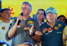 Aguinaldo inaugura comitê em Campina e anuncia data center como prioridade para novo mandato