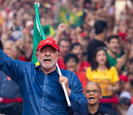 Quando o impossível encontra Lula