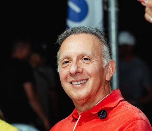 Aguinaldo Ribeiro é reeleito e amplia protagonismo na política paraibana