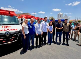 Ministério da Saúde vistoria veículos para transporte de pacientes do SUS e obra de nova UBS no sertão paraibano