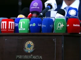 Jornalistas sofreram mais de 14 mil ataques no 1º turno das eleições